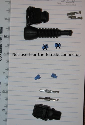 The connectors used to make a single pig-tail extension.  These are known as AMP Junior Power Timer connectors (.250" or 250 connectors).

