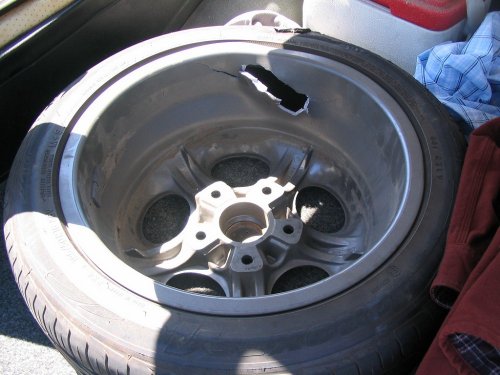 Poor Brent's right front rim.  He ran over something nasty and this is the end result.  Luckily he was not hurt but his wheel and fender were severly damaged :-(
