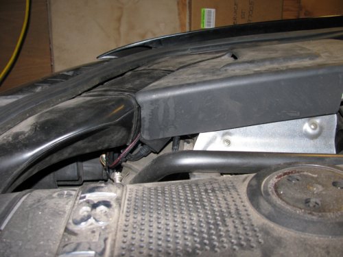 The cover back in place with room to spare.  Keeps the engine bay looking tidy.
